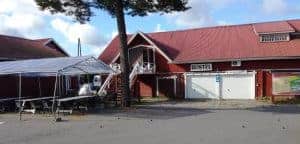 Mehuaseman ovi oikeanpuoleinen